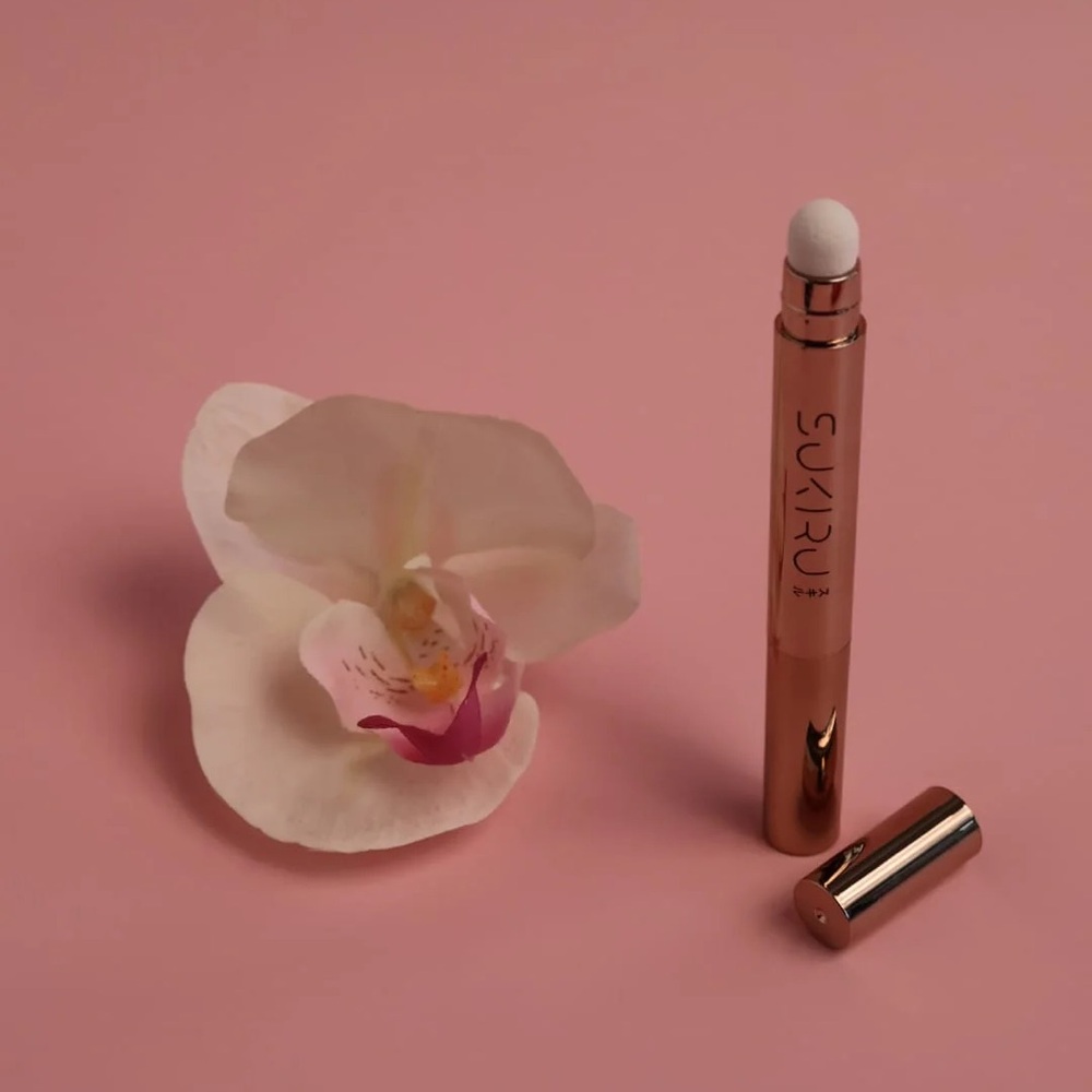 Mesmereyes Eye Shadow by Sukiru (navy)